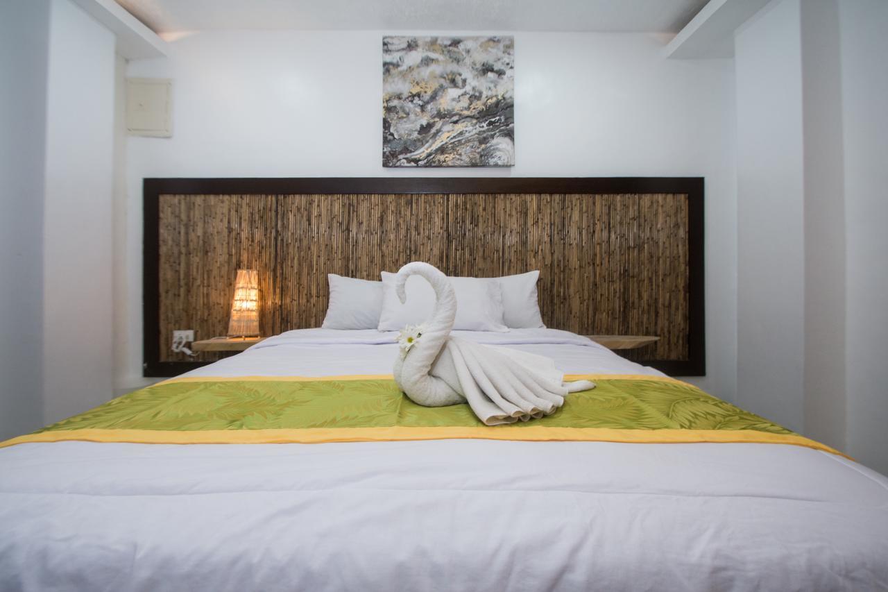 Bamboo Beach Resort & Restaurant Manoc-Manoc Eksteriør billede